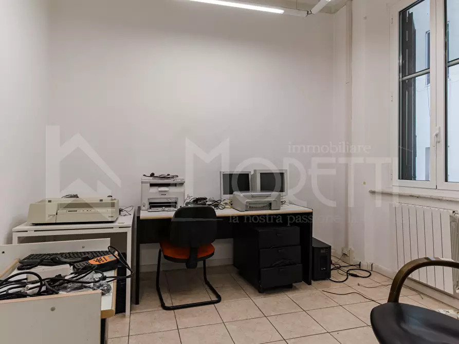 Immagine 27 di Pentalocale in vendita  in Corso Giuseppe Mazzini a Livorno