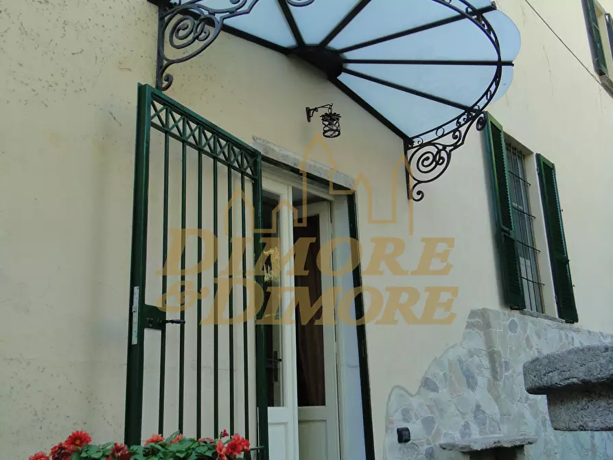 Immagine 53 di Villa in vendita  a Varese