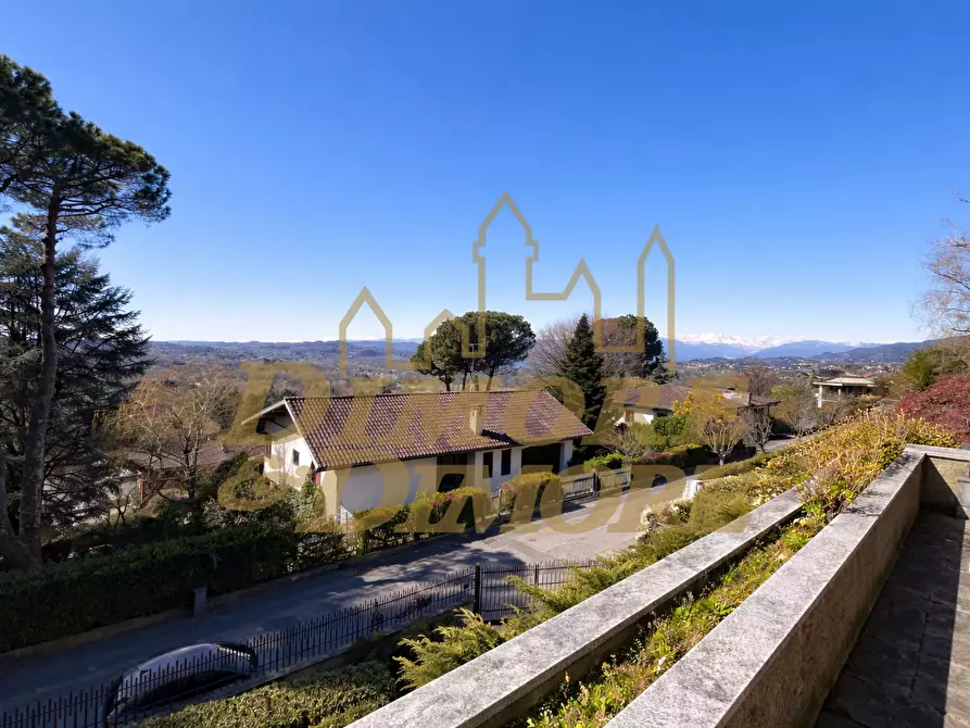 Immagine 46 di Villa in vendita  in Via Ludovico Ariosto 18 a Varese