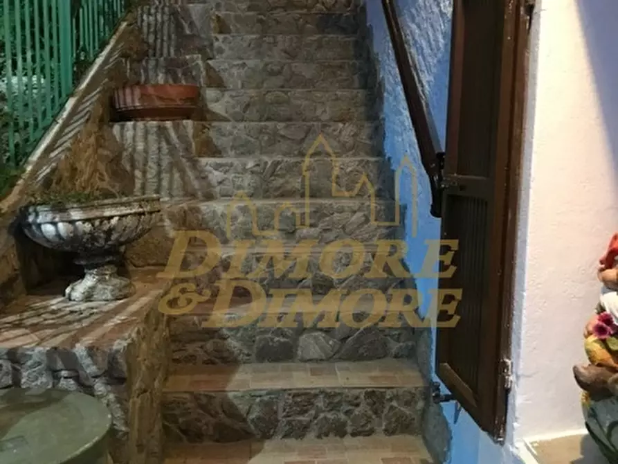 Immagine 28 di Villetta a schiera in vendita  a Aurano