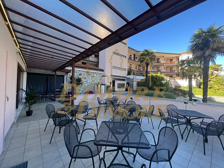 Immagine 17 di Bar / Ristorante in vendita  in Via dei Fiori 39 a Brezzo Di Bedero