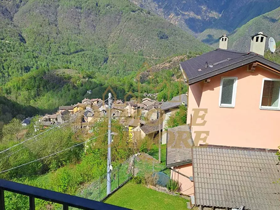 Immagine 17 di Baita in vendita  a Gurro