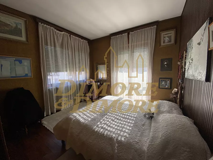 Immagine 11 di Quadrilocale in vendita  in via de vit a Stresa