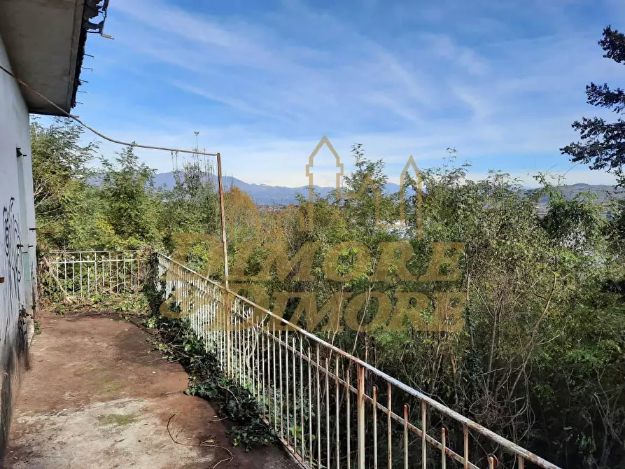 Immagine 33 di Rustico / casale in vendita  a Comabbio