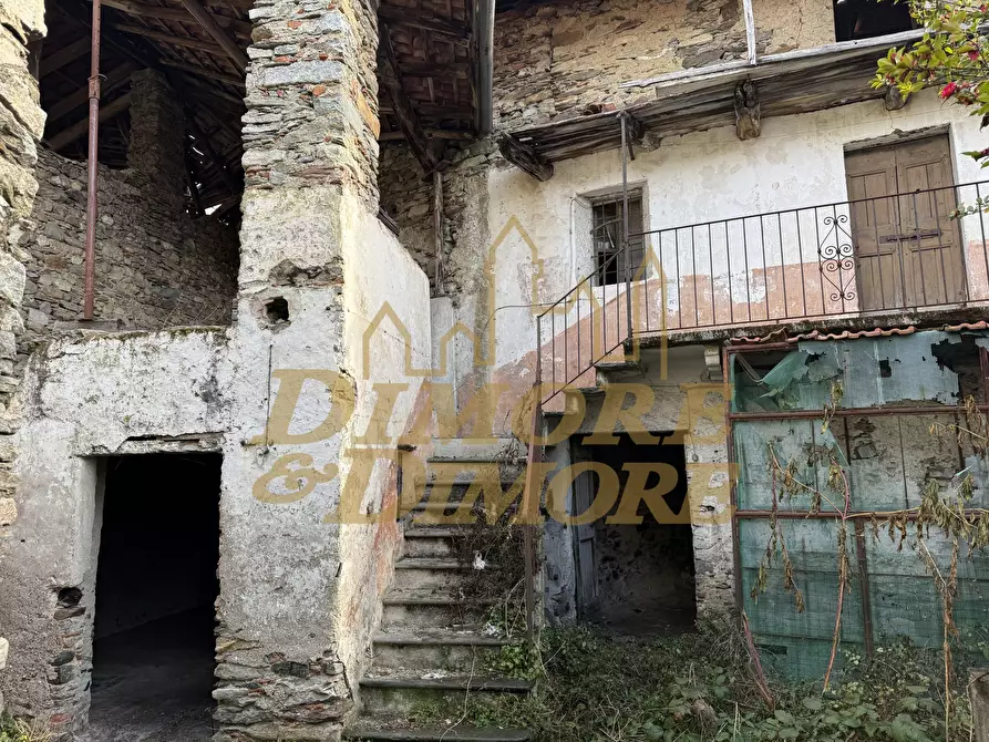 Immagine 13 di Porzione di casa in vendita  in vicolo san giulio a Lesa