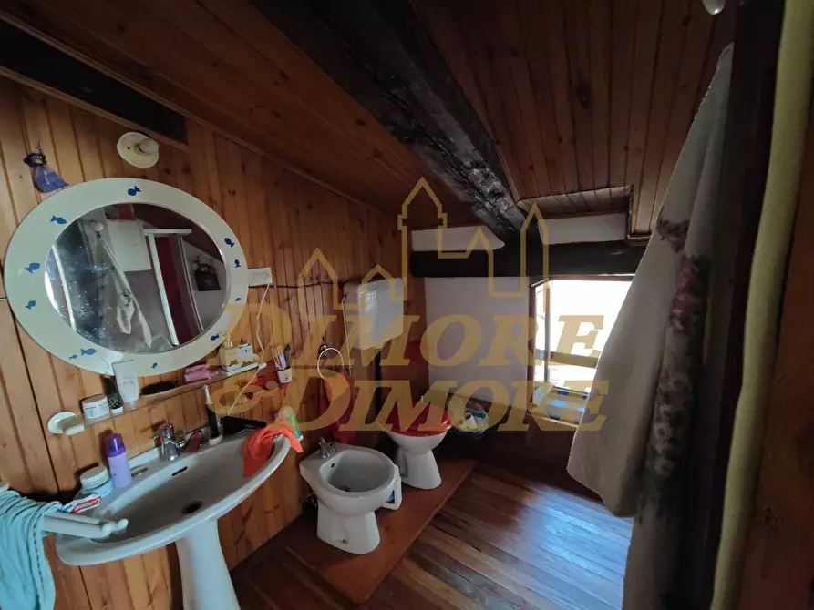 Immagine 15 di Trilocale in vendita  a Craveggia