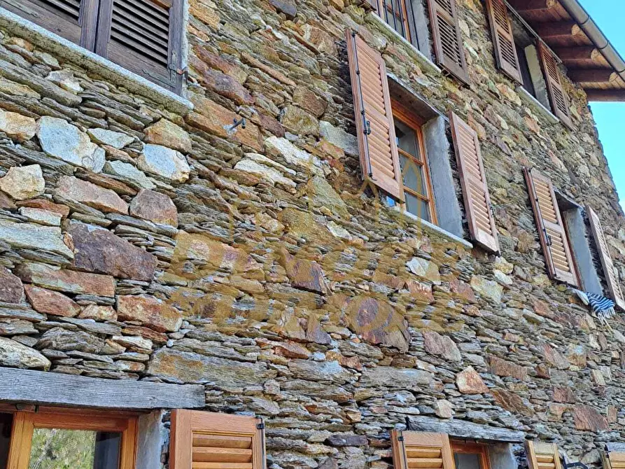 Immagine 26 di Baita in vendita  a Gurro