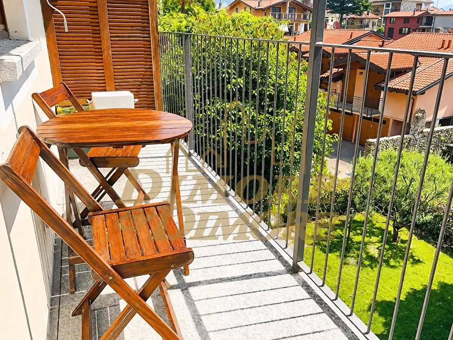 Immagine 5 di Bilocale in vendita  in Via Privata Gabella 7 a Maccagno Con Pino E Veddasca