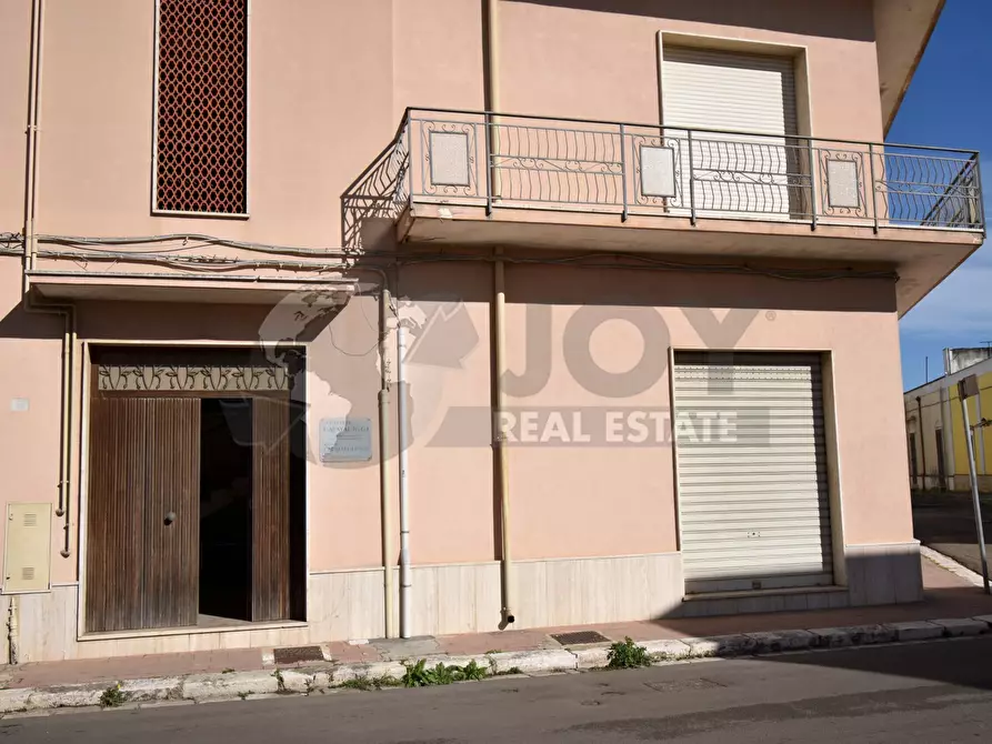 Immagine 19 di Appartamento in vendita  in via maremonti 50 a Campi Salentina