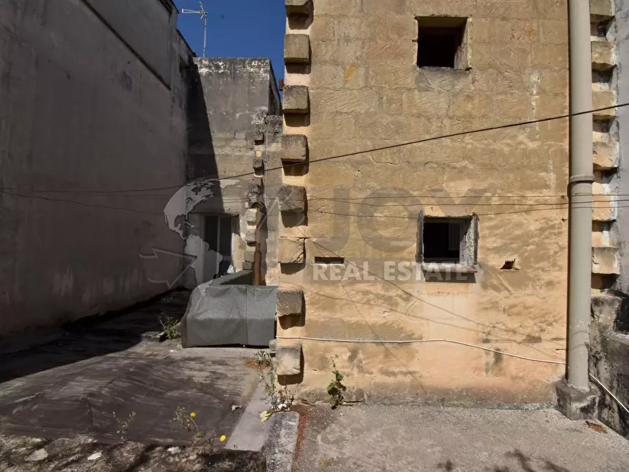Immagine 6 di Palazzo in vendita  in Via Gorizia 35 a Lecce