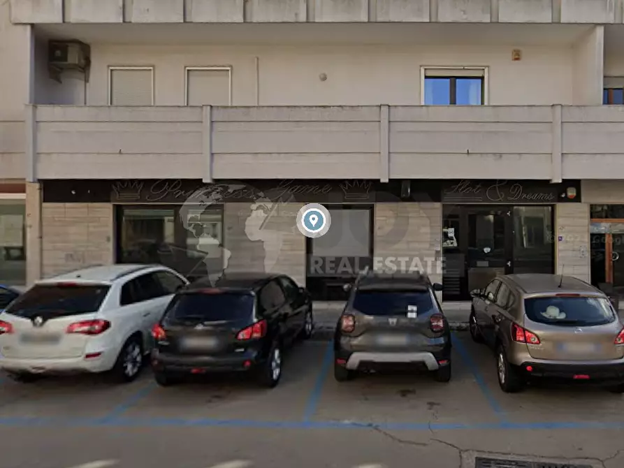 Immagine 1 di Locale commerciale in vendita  in Via G. D'Annunzio 47 a Lecce