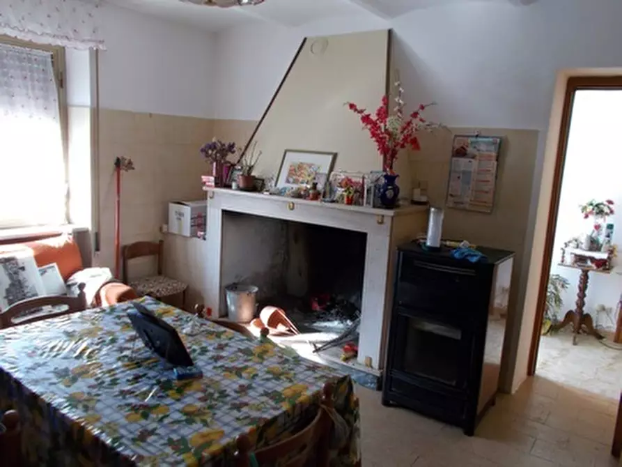 Immagine 15 di Porzione di casa in vendita  in CONTRADA NASUTI a Lanciano