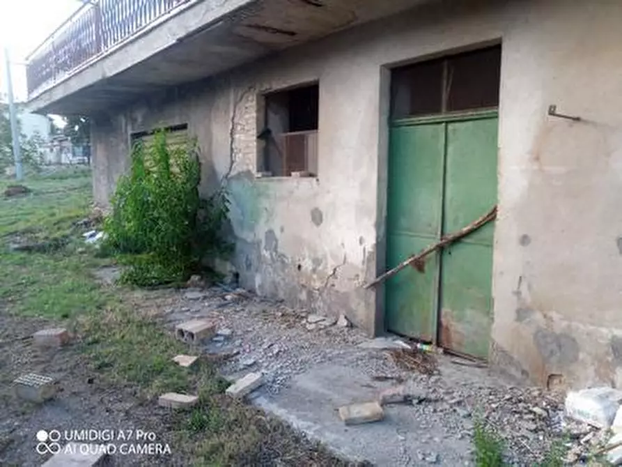 Immagine 29 di Rustico / casale in vendita  in VIA DE THOMASSIS a Castel Frentano