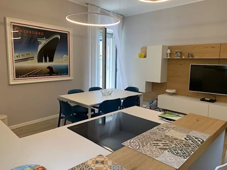 Immagine 9 di Trilocale in vendita  in VIA ROMA a Alassio