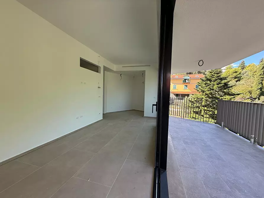 Immagine 7 di Trilocale in vendita  in Via Borri a Alassio