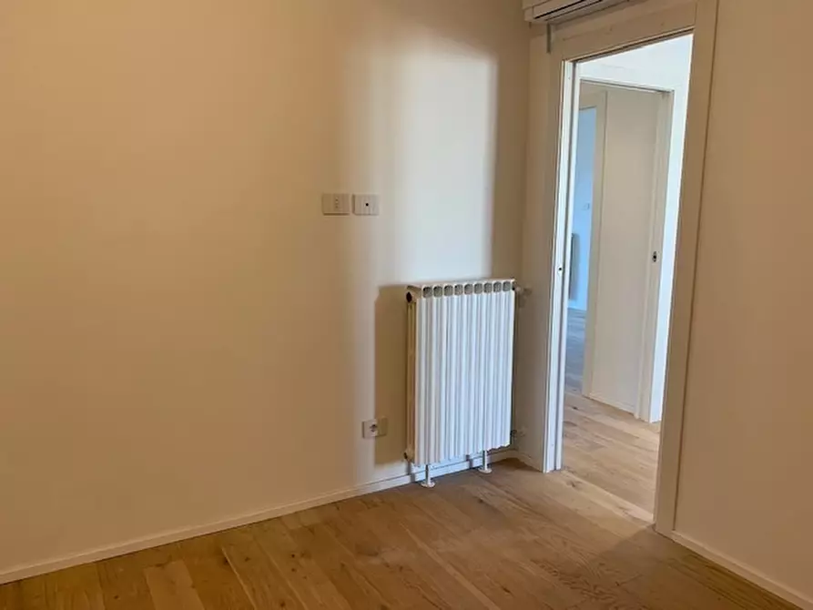 Immagine 15 di Pentalocale in vendita  in C.so Europa a Alassio