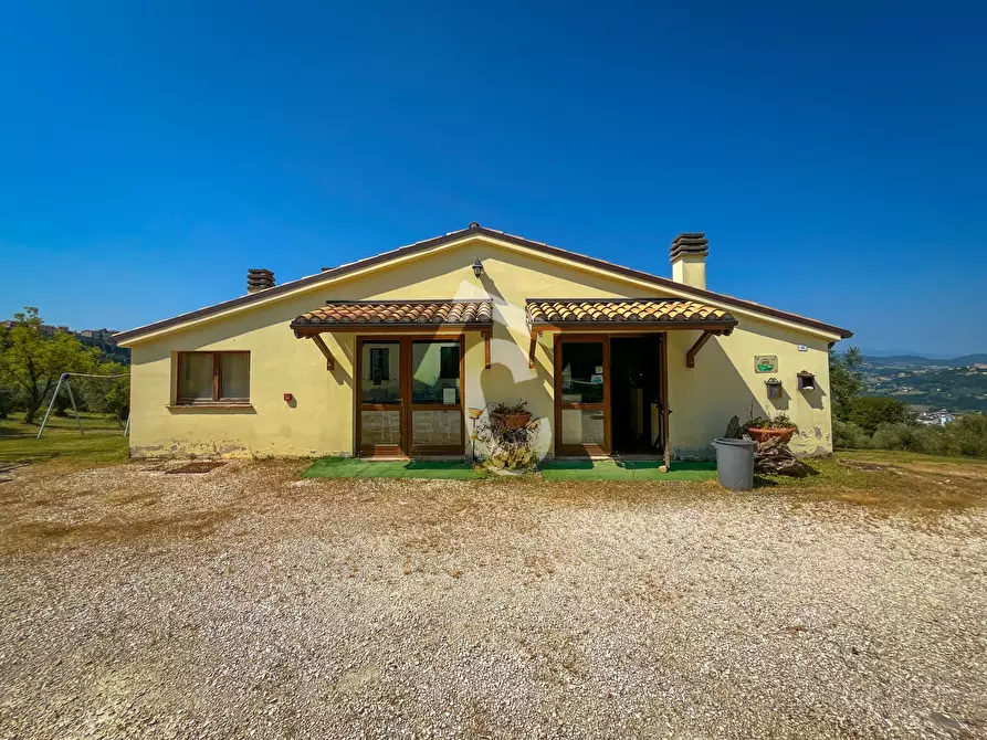 Immagine 22 di Rustico / casale in vendita  a Maiolati Spontini