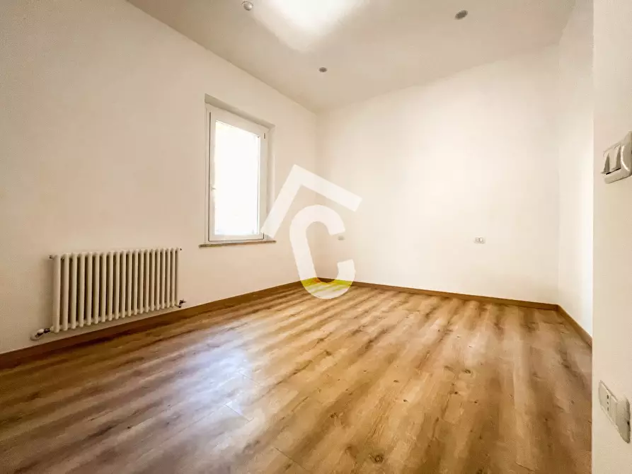 Immagine 5 di Trilocale in vendita  a Jesi