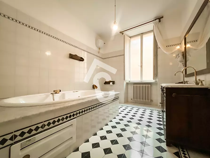 Immagine 17 di Appartamento in vendita  a Jesi