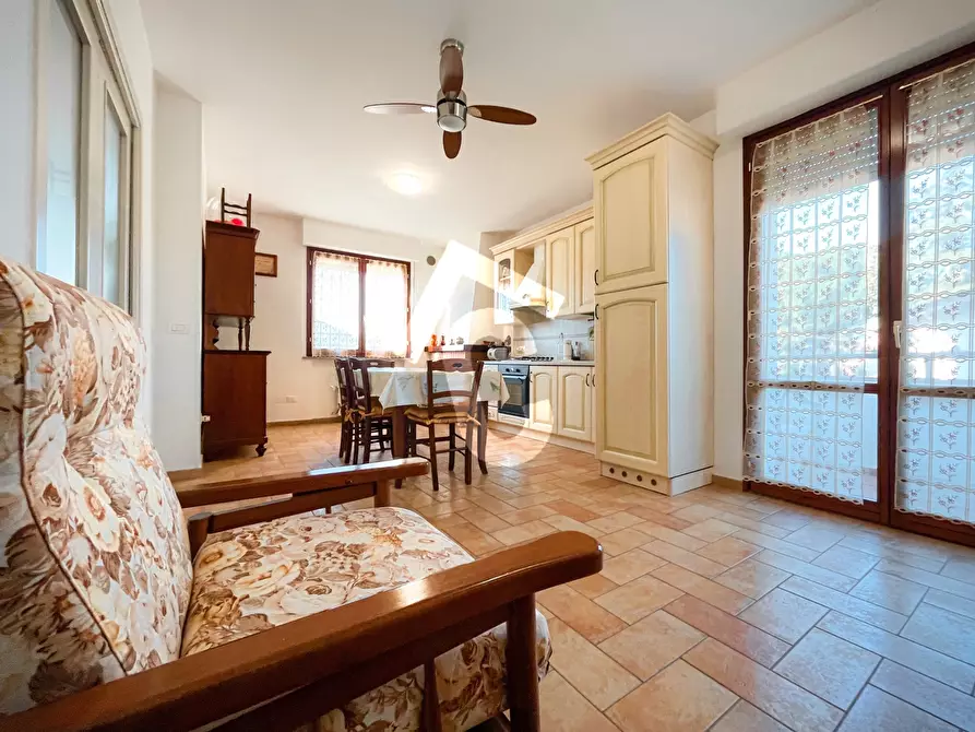 Immagine 2 di Trilocale in vendita  a Jesi