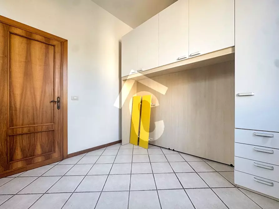 Immagine 9 di Appartamento in vendita  a Jesi
