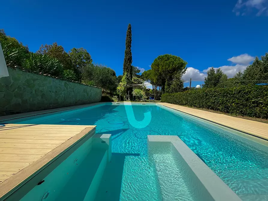 Immagine 1 di Casa bifamiliare in vendita  a Castelbellino