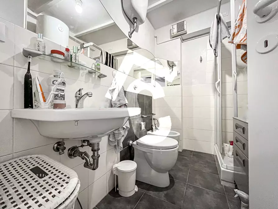 Immagine 6 di Bilocale in affitto  a Jesi