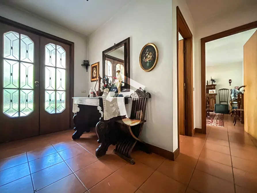 Immagine 40 di Villa in vendita  a Jesi