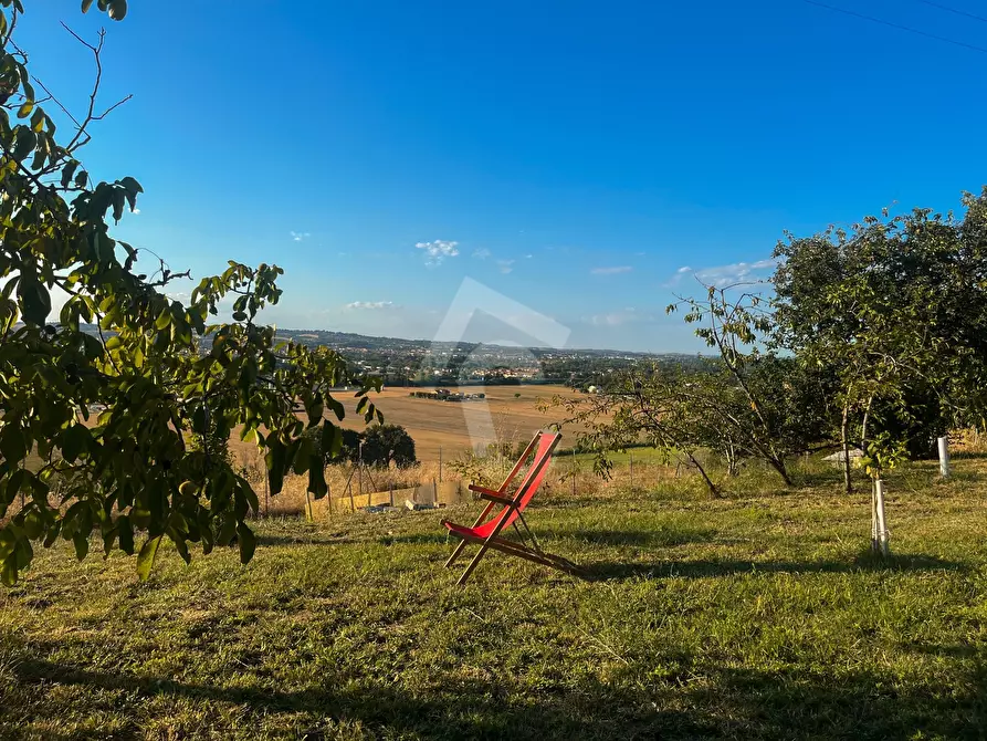 Immagine 5 di Rustico / casale in vendita  a Jesi