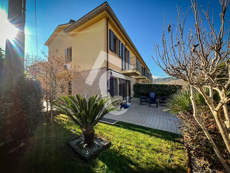 Immagine 3 di Villetta a schiera in vendita  a Castelplanio
