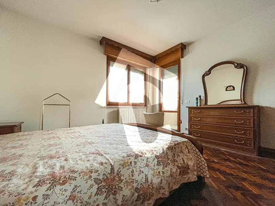 Immagine 9 di Villetta a schiera in vendita  a Jesi