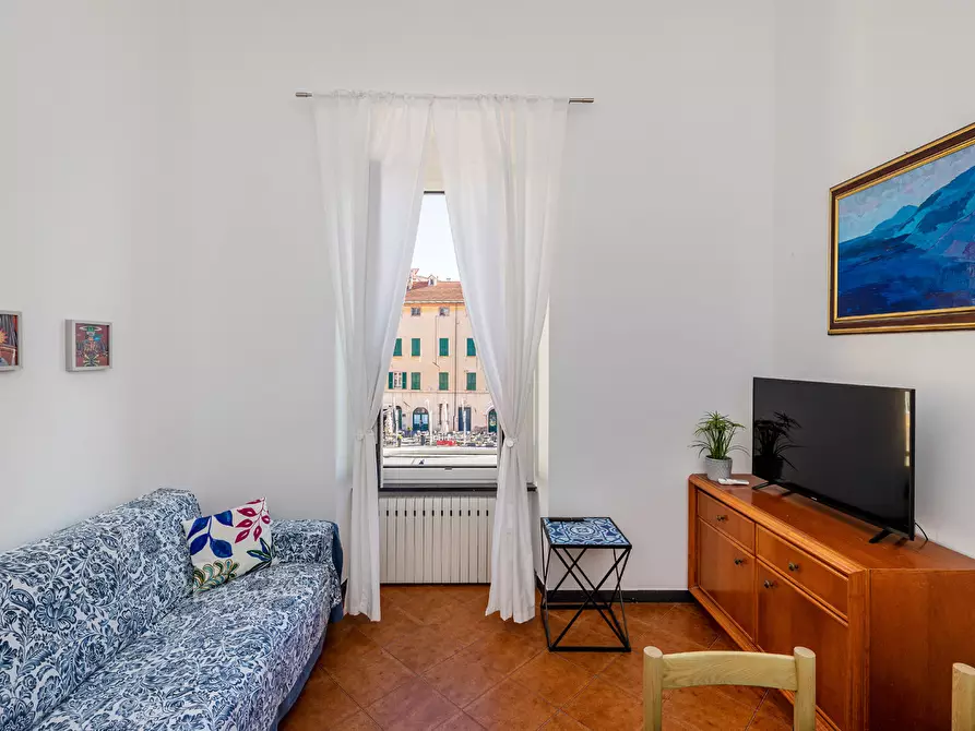 Immagine 4 di Trilocale in affitto  in Piazza Vittorio Emanuele II 5 a Finale Ligure