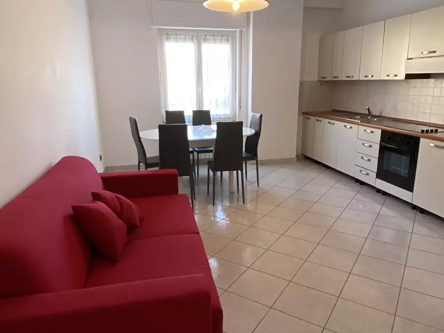 Immagine 2 di Quadrilocale in affitto  in Corso Europa a Finale Ligure