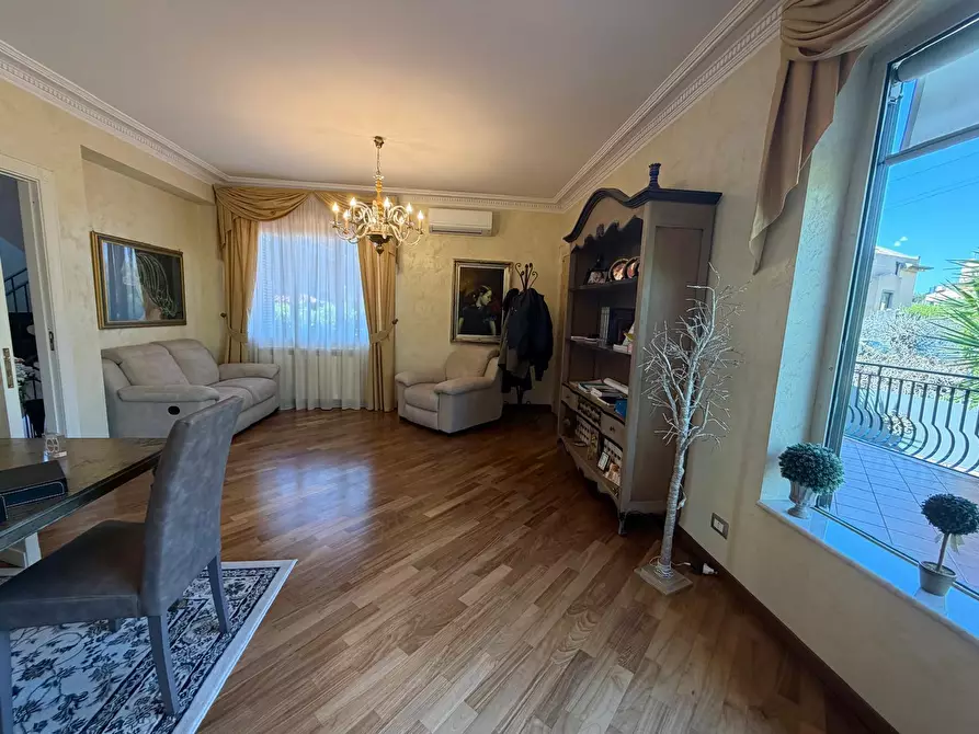 Immagine 20 di Villa in vendita  a Sant'agata Li Battiati