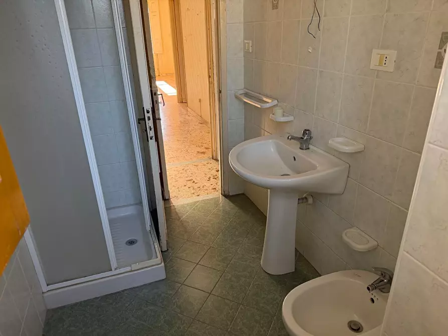 Immagine 6 di Appartamento in vendita  a San Giovanni La Punta