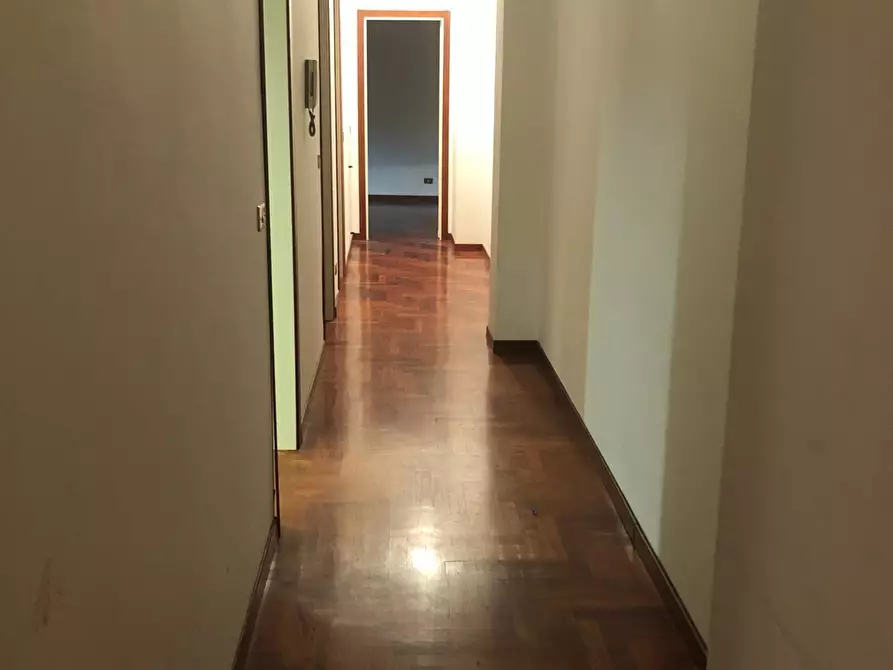 Immagine 11 di Appartamento in vendita  a Misterbianco