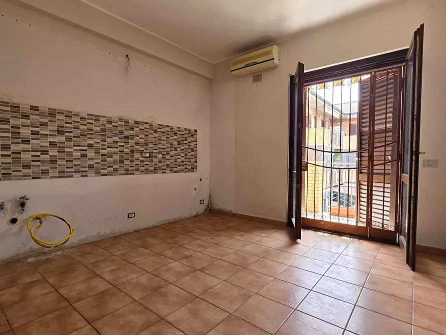 Immagine 14 di Appartamento in vendita  a Tremestieri Etneo
