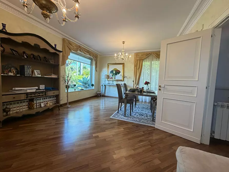 Immagine 7 di Villa in vendita  a Sant'agata Li Battiati