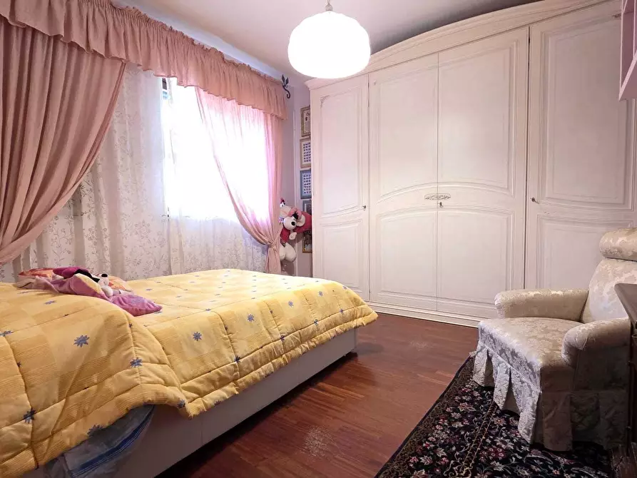 Immagine 56 di Villa in vendita  a Aci Castello