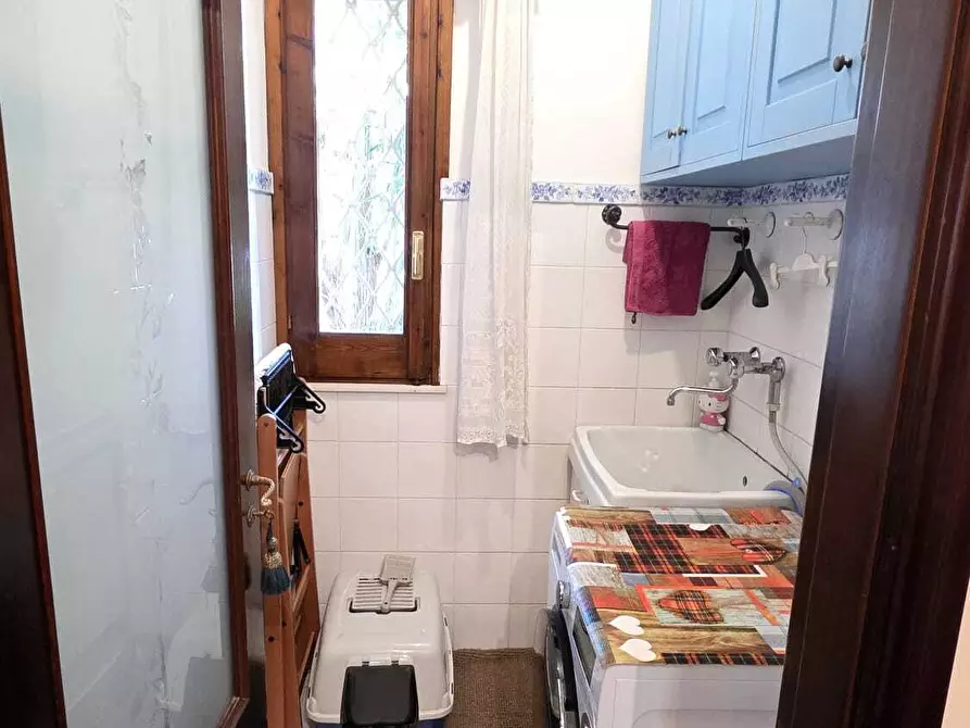 Immagine 34 di Villa in vendita  a Aci Castello