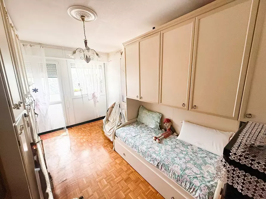 Immagine 19 di Appartamento in vendita  in Via Val Trebbia a Genova