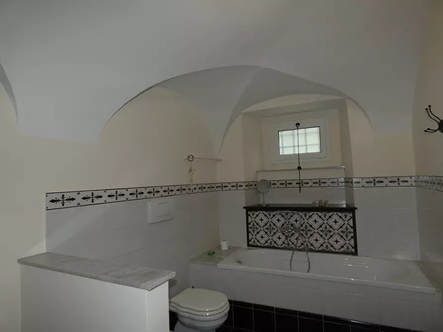 Immagine 29 di Casa indipendente in vendita  a Genova