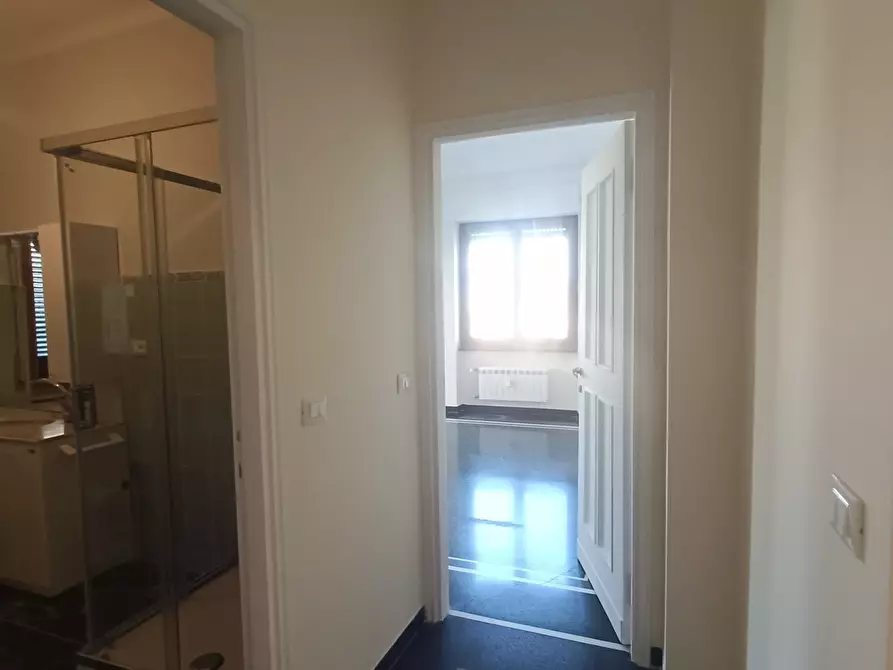 Immagine 18 di Appartamento in affitto  in Via Canevari 24 a Genova