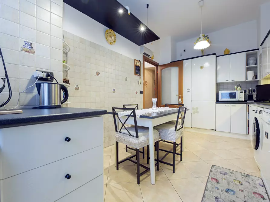 Immagine 26 di Appartamento in vendita  in Via Montenero a Genova