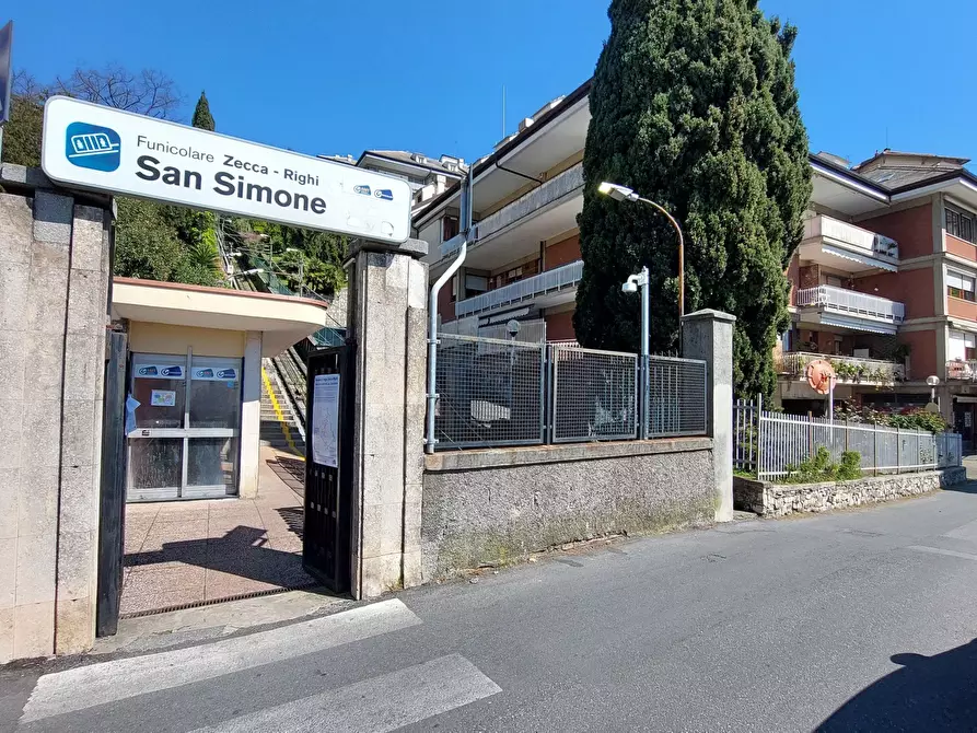 Immagine 4 di Trilocale in vendita  in Via Domenico Chiodo 25 a Genova