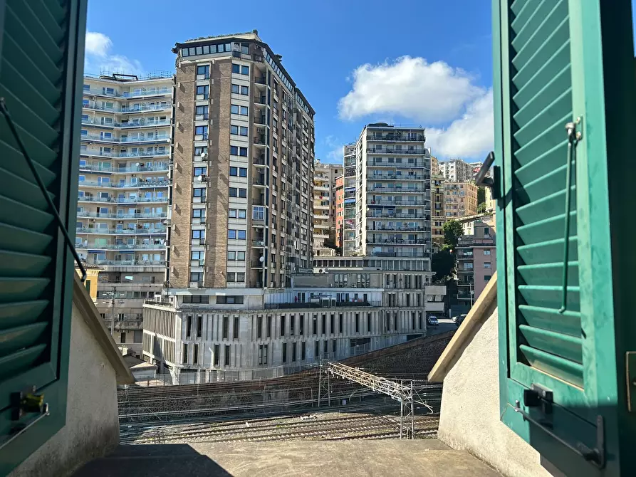 Immagine 18 di Pentalocale in vendita  in Via di Fassolo 3 a Genova