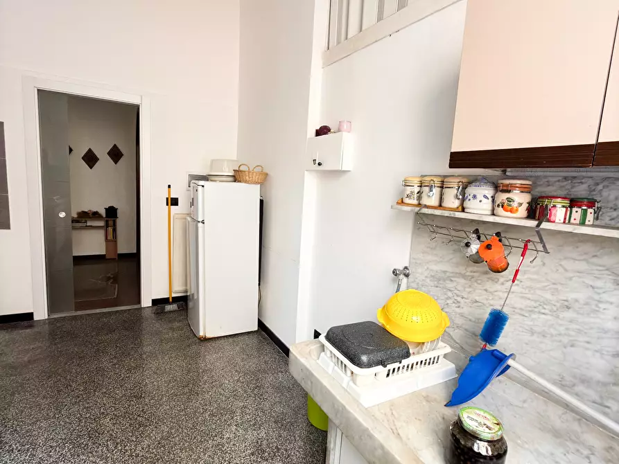 Immagine 2 di Appartamento in vendita  in Via Tortosa a Genova