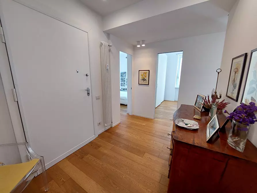 Immagine 7 di Trilocale in vendita  in Via Ameglia a Genova