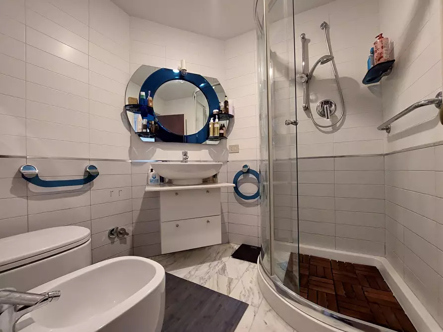 Immagine 28 di Trilocale in vendita  in Via Domenico Chiodo 25 a Genova