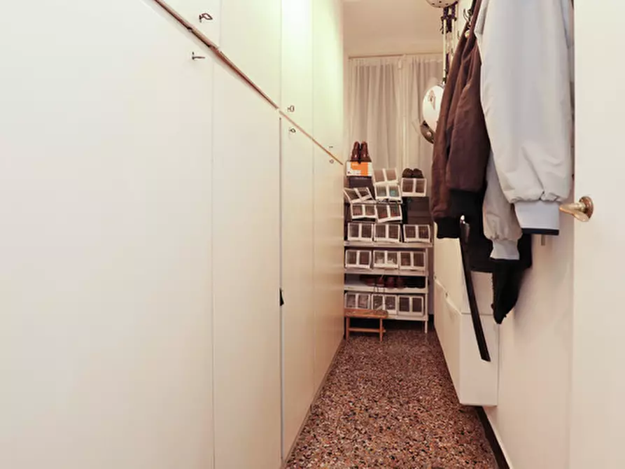 Immagine 32 di Quadrilocale in vendita  in Via Caffaro 31 a Genova